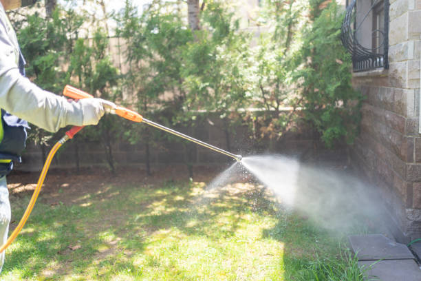 Best Emergency Pest Control  in Gra Forks Af, ND